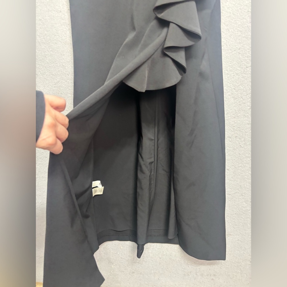 ELIZA J: Ruffle Front Gown size 4 - Picture 10 of 16